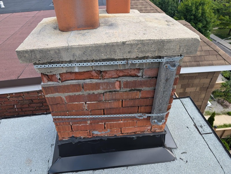 Expert Brick Chimney Removal 
Is your chimney unsafe or unsightly? Toronto Roofing Services specializes in removal, repair, and maintenance. Our skilled team ensures your roof's safety and beauty.

(416) 247-2769
 
torontoroofrepairs.ca

#BrickChimneyRemoval #ChimneyRepair