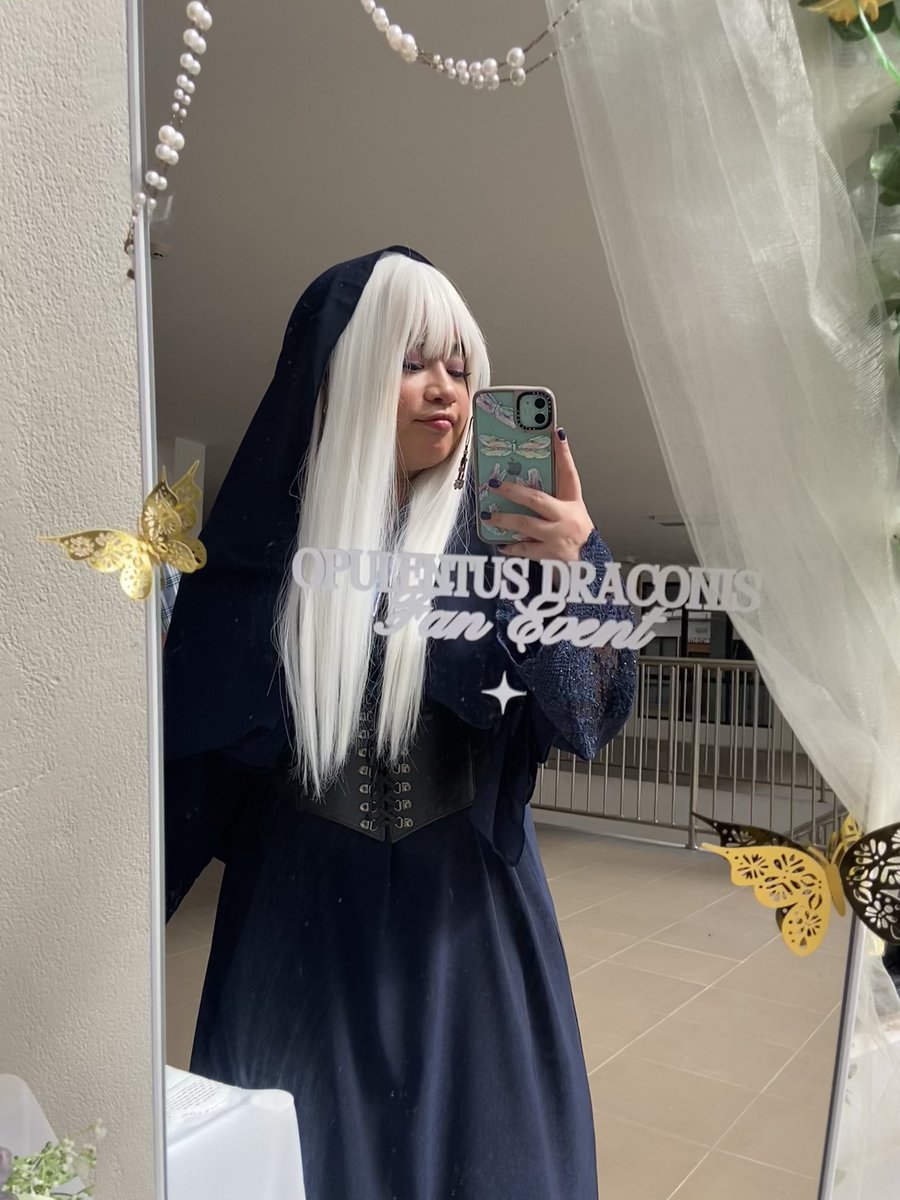 PiinkBiiitch's tweet photo. Because I’m so judgmental I was invited to be a guest judge for a cosplay contest. https://t.co/oXYAogyLqi