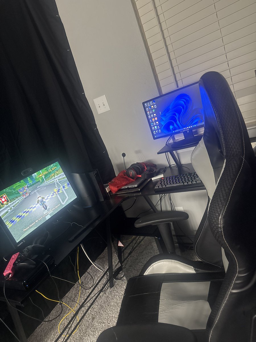 FrankDaSpeed tweet media