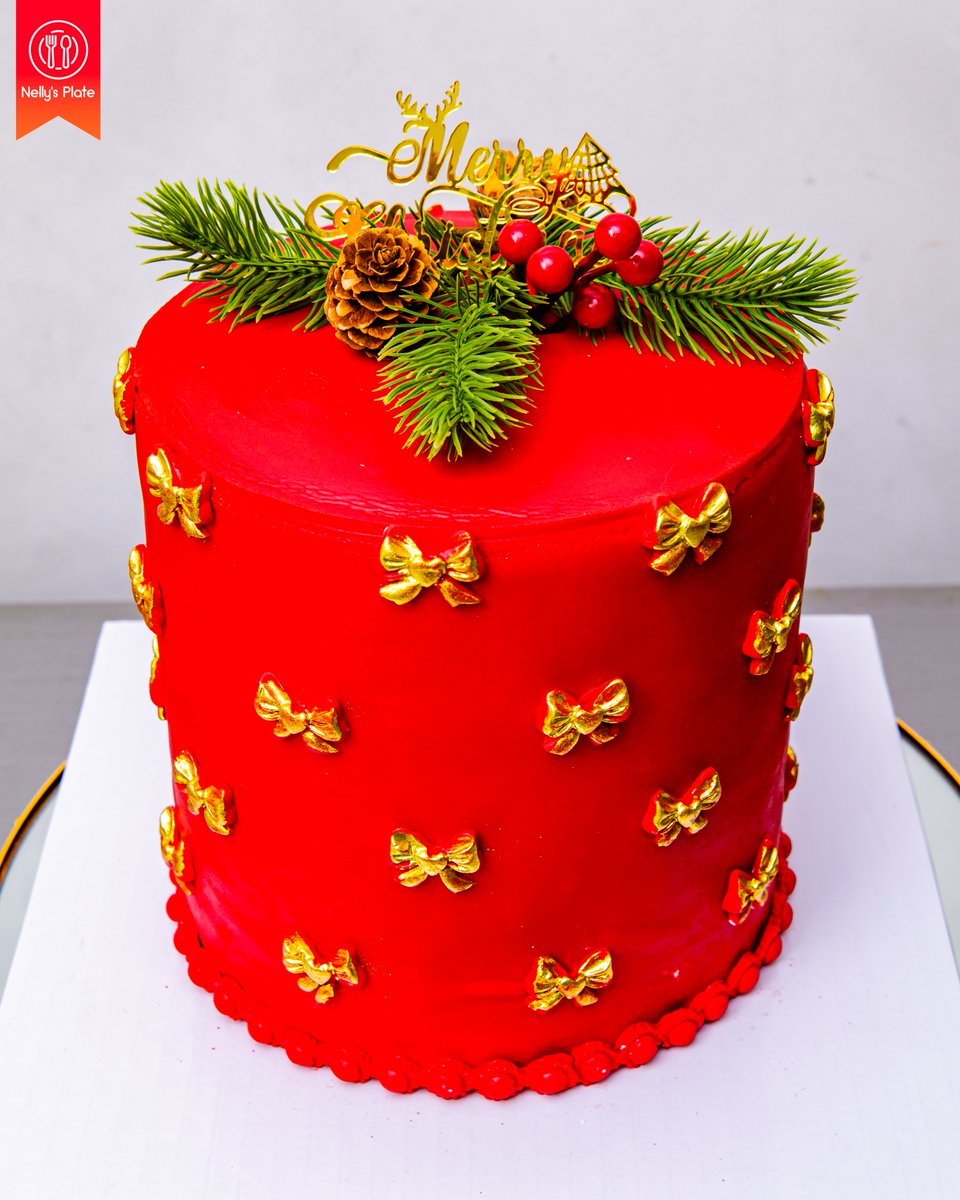 NellysPlate's tweet photo. Our festive Christmas Cake is here to light up your celebrations and add a touch of holiday cheer. #NellysPlate

It's the perfect centerpiece for your Christmas celebrations!

#ChristmasCake #christmas2024 https://t.co/yUt6bwSrHF