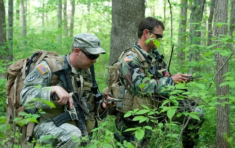 Let us help you navigate your transition from military service, to a civilian  career.

recruitmilitary.com

#USArmy  #USNavy #USMC #USCG #USAF