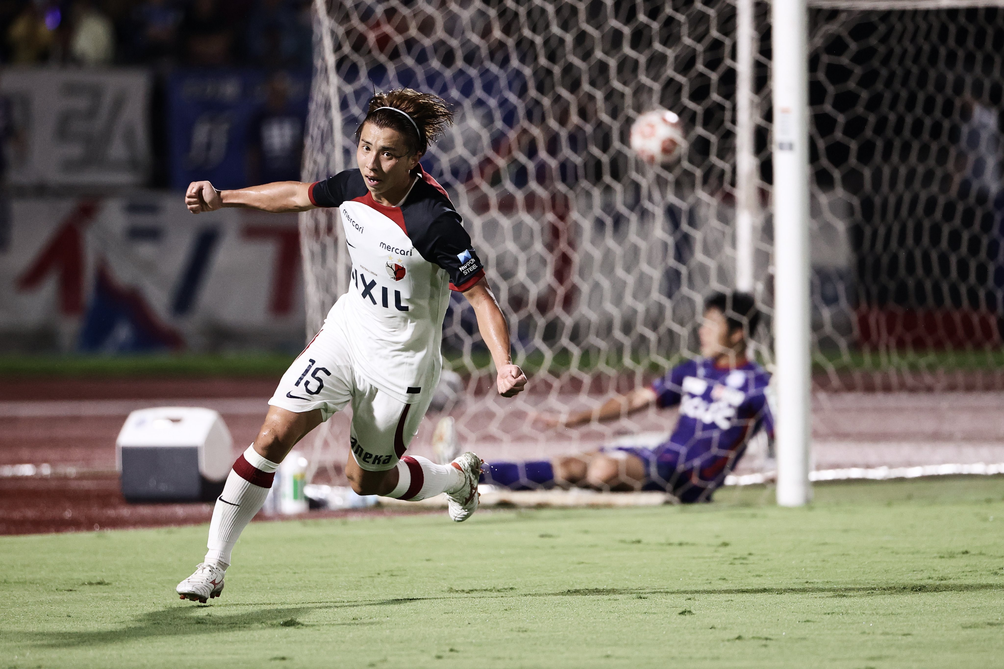鹿島アントラーズ　藤井智也　湘南ベルマーレ　XL 藤井智也選手 鹿島アントラーズより完全移籍加入のお知らせ