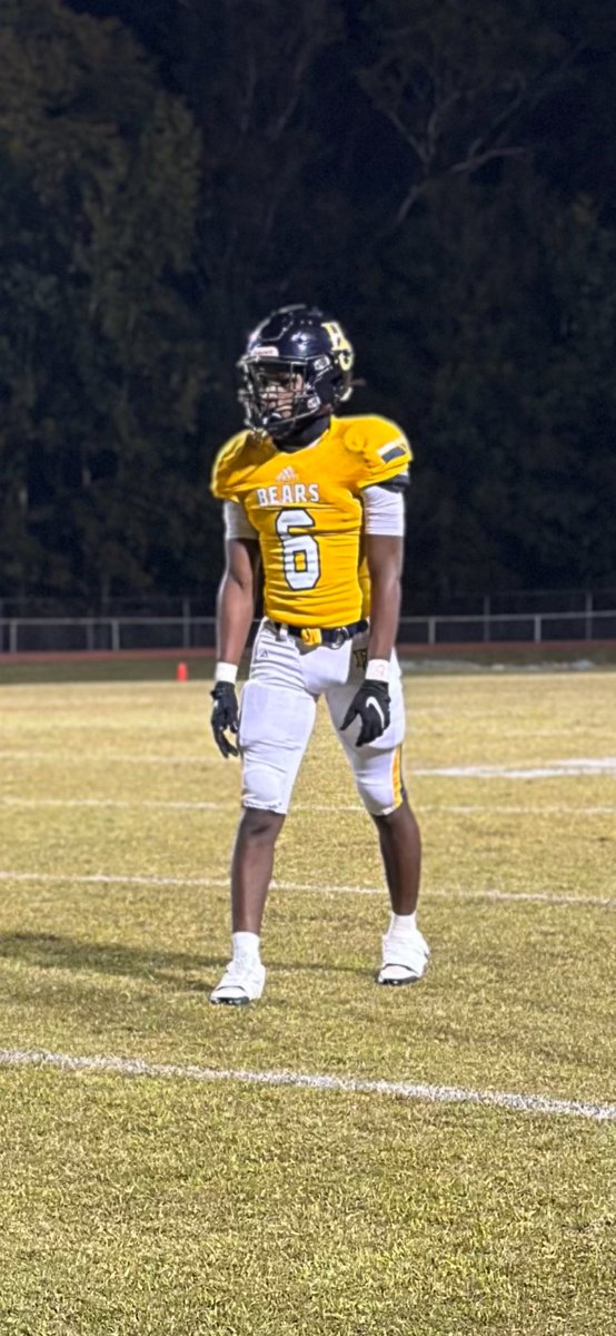 Sr. Caden Woods WR/DB 6’0 165 3.9 GPA
hudl.com/v/2RHQEA