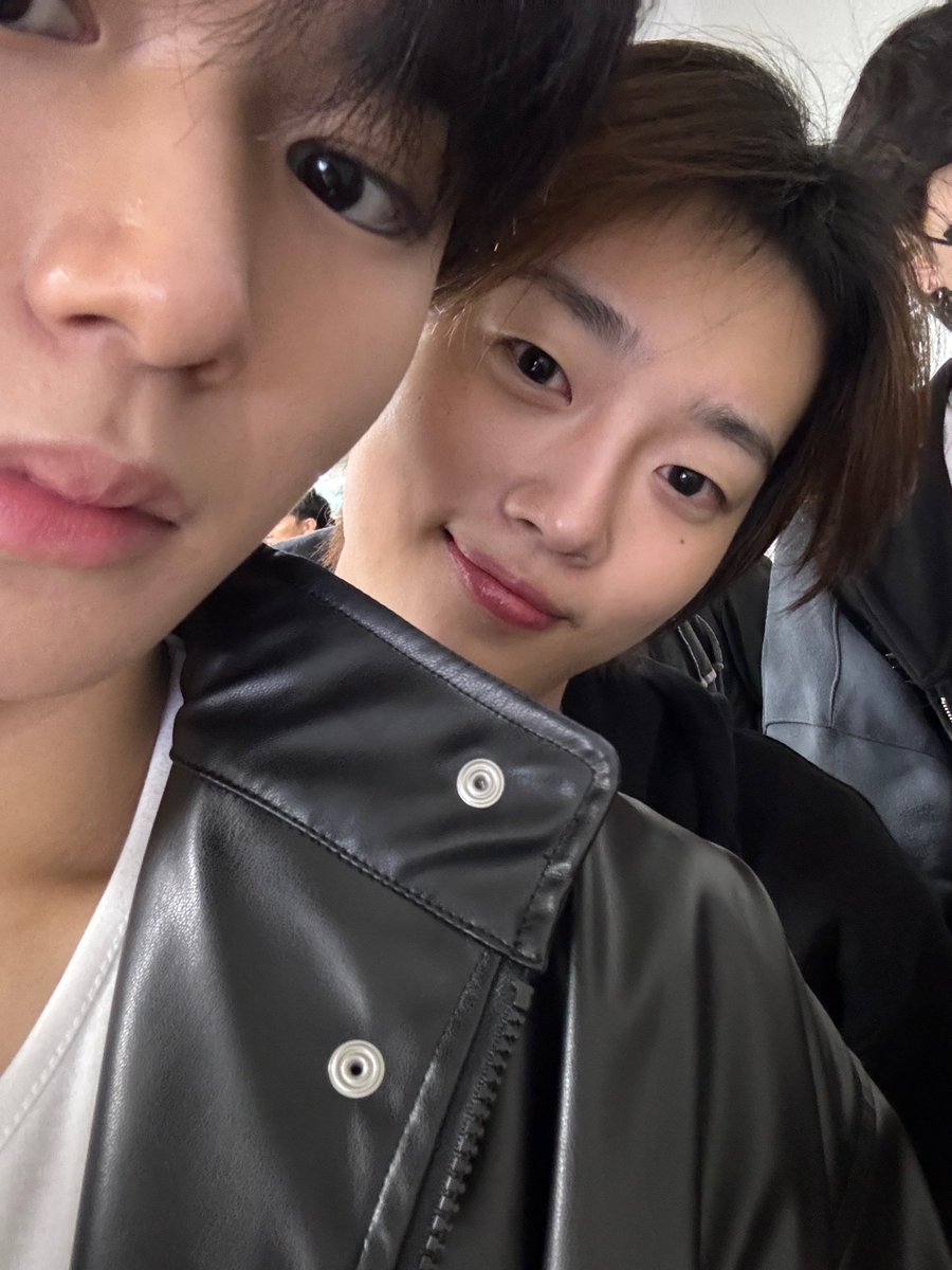 Junseo tweet media