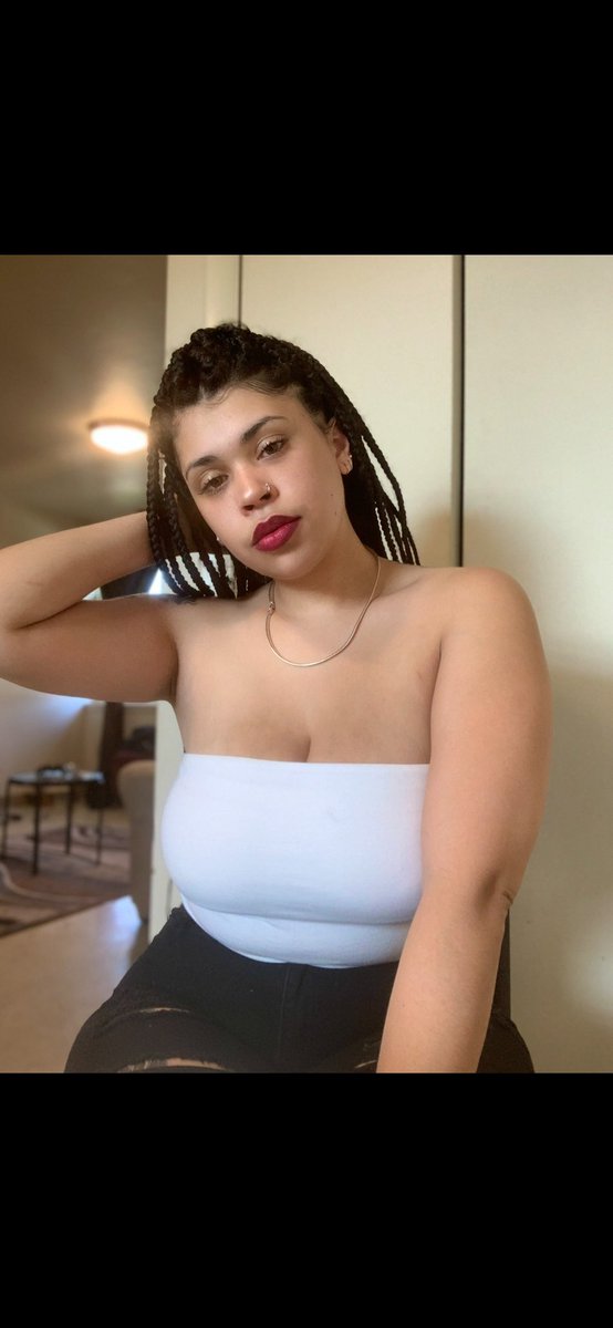 xxArieexx's tweet photo. I'm so cute when I wanna be 🤭😂 https://t.co/4O2TVgw1xv