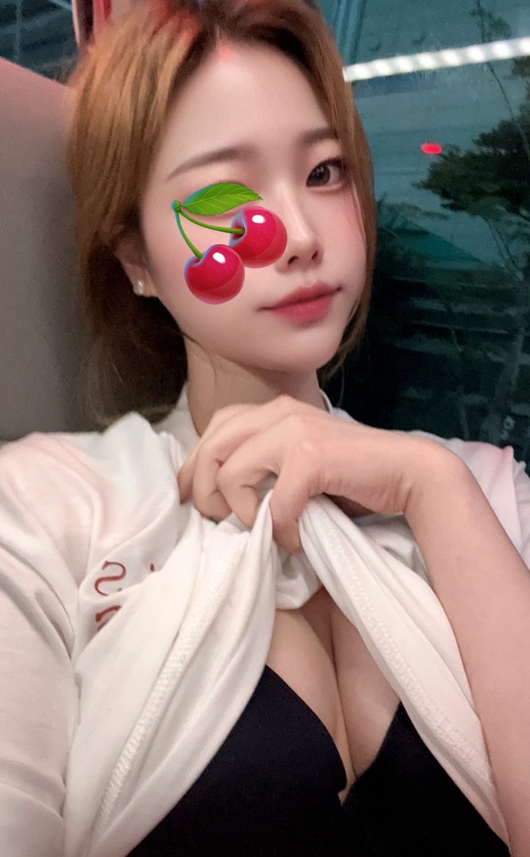 Rcherry_gnon's tweet photo. 저 사이에 끼워서 열심히 빼드릴게요..🍒

#섹트 https://t.co/ZsUps7kl6T
