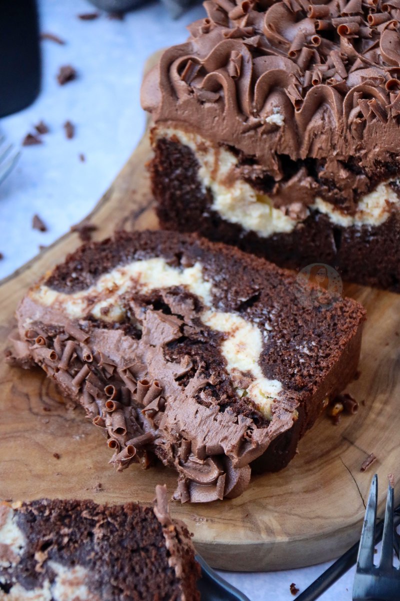 Cheesecake Loaf Cake 😍🤤 Recipe - janespatisserie.com/2022/05/16/che…