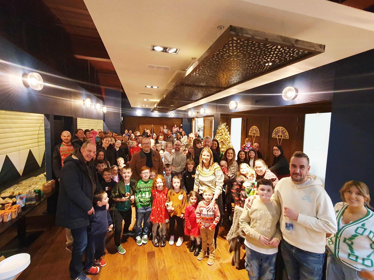 LearningPool's tweet photo. β¨A magical day for Learning Pool families!β¨
Our annual Kids' Christmas Party in Derry was a hit this year, seeing Aladdin in Pantomime! Laughter, cheers & festive fun. Thanks to all who made it happen! π
#LearningPool #ChristmasFun #TeamSpirit #FamilyFirst #FestiveSeason https://t.co/r0JYUu5GEY
