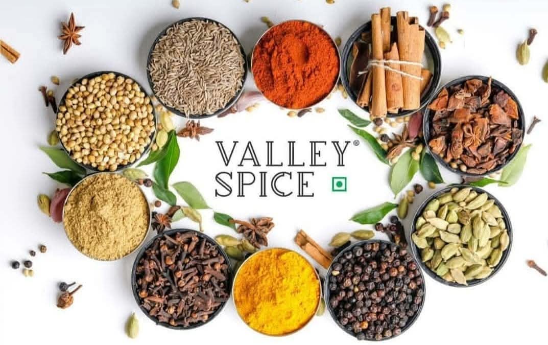 BDJade1's tweet image. Spices consumption in Indian diet is increasing,   Spices are cultivated in 44.87 Lakh ha area and it&apos;s productivity is just 950 Kg/Acre. Adoption of drip fertigation is needed to improve productivity of Spices, farmers can earn good economical returns.
#AjitJisl #JainIrrigation