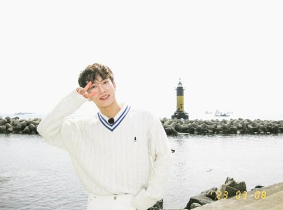 timetoEunkwang's tweet photo. 231218 #은광 인스타그램
☀️🌊⛵️

#서은광 #비투비 #BTOB https://t.co/F4To6UvZHB