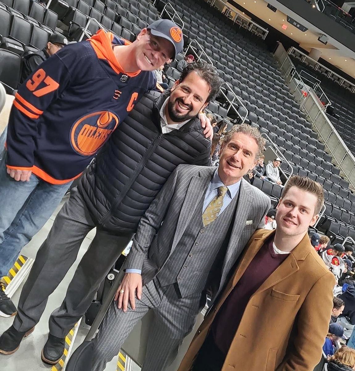 Off the Hosel tweet media