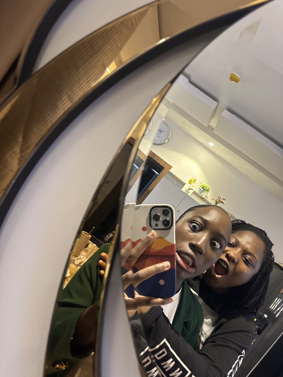 destinypaule's tweet photo. the newest aunties in town 🤭🤭 https://t.co/6CF3I8RS9y