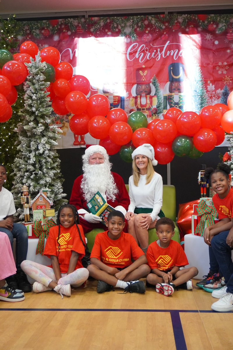 Buddy Claus came to town! 

<a href="/orlandomayor/">Mayor Buddy Dyer</a> joined Open Mike this morning for his annual reading of “Twas The Night Before Christmas” for the kids at the Boys and Girls Club. <a href="/BGCCF/">Boys & Girls Clubs</a>