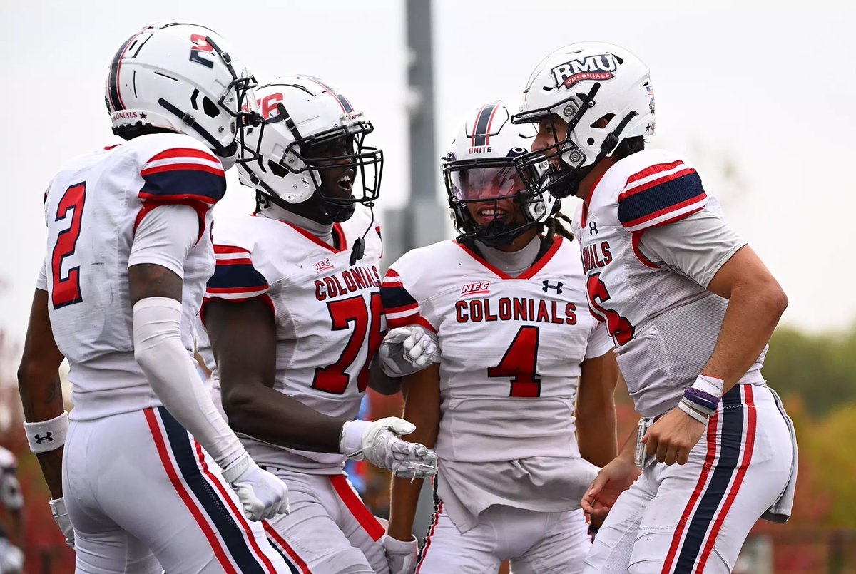 Blessed to receive my first D1 offer from Robert Morris University!! <a href="/CoachFrenchFB/">John French</a> <a href="/jjwilson_7/">Coach JJ</a> <a href="/Kiesha28329169/">Kiesha</a> <a href="/BobGreenburg/">Bob Greenburg</a> <a href="/peguesAmp/">Amp Pegues HC/Athletic Director Farrell high</a> 
#AGTG