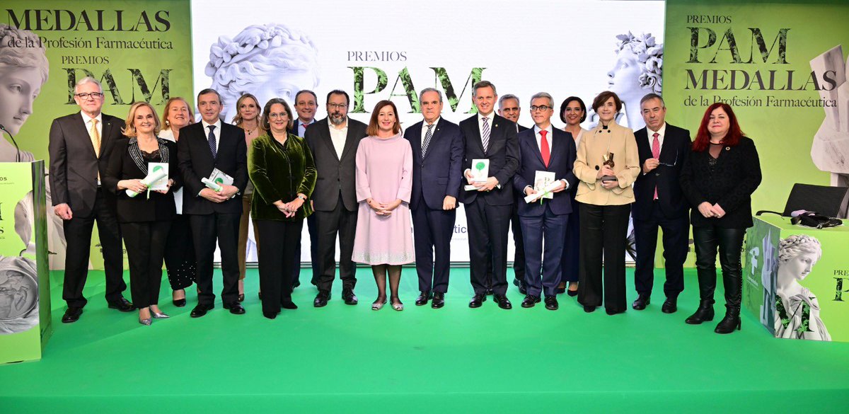 cof_avila's tweet image. 🗞 La presidenta del @Congreso_ES, @f_armengol, destaca el papel clave de la Farmacia en la cohesión social y como el servicio que mejor humaniza la sanidad.

🏅 El Consejo General de @Farmaceuticos_ entrega las #MedallasCGCOF y los Premios #PAM2024.

ow.ly/nWtV30sIJoY