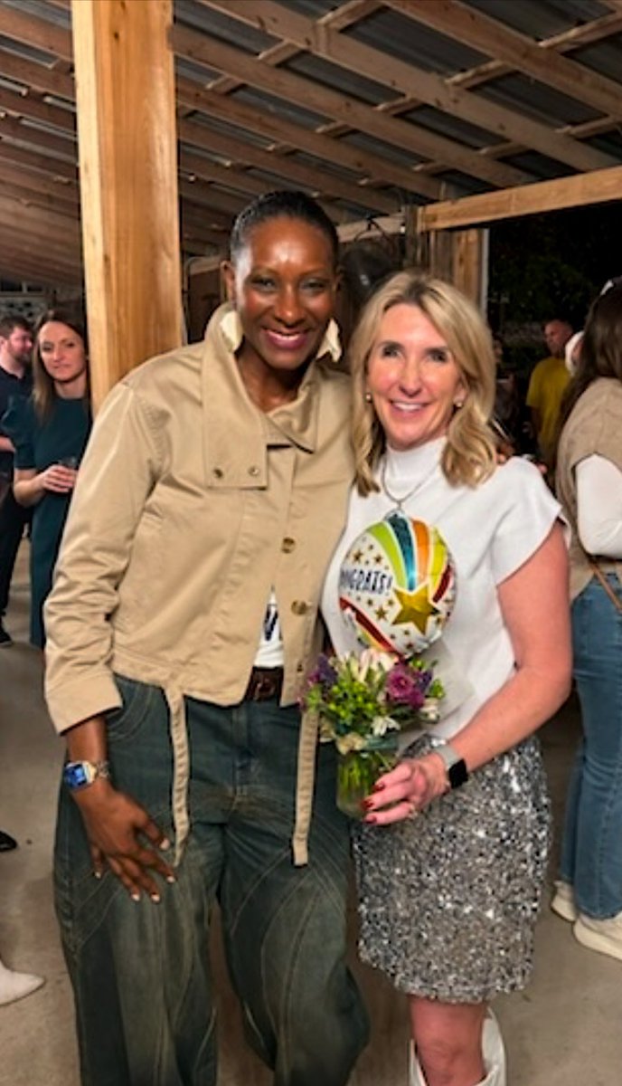 O_L_Mayers's tweet photo. We all know that people come into your life for a reason, a season, or a lifetime…& God knew exactly what He was doing when He placed @becky_denton @cyfallshs in our lives. Her impact isn’t seasonal it’s forever. Grateful beyond words. 💚💛#LifetimeConnection #RetirementLoading https://t.co/WFXU9uJfxb