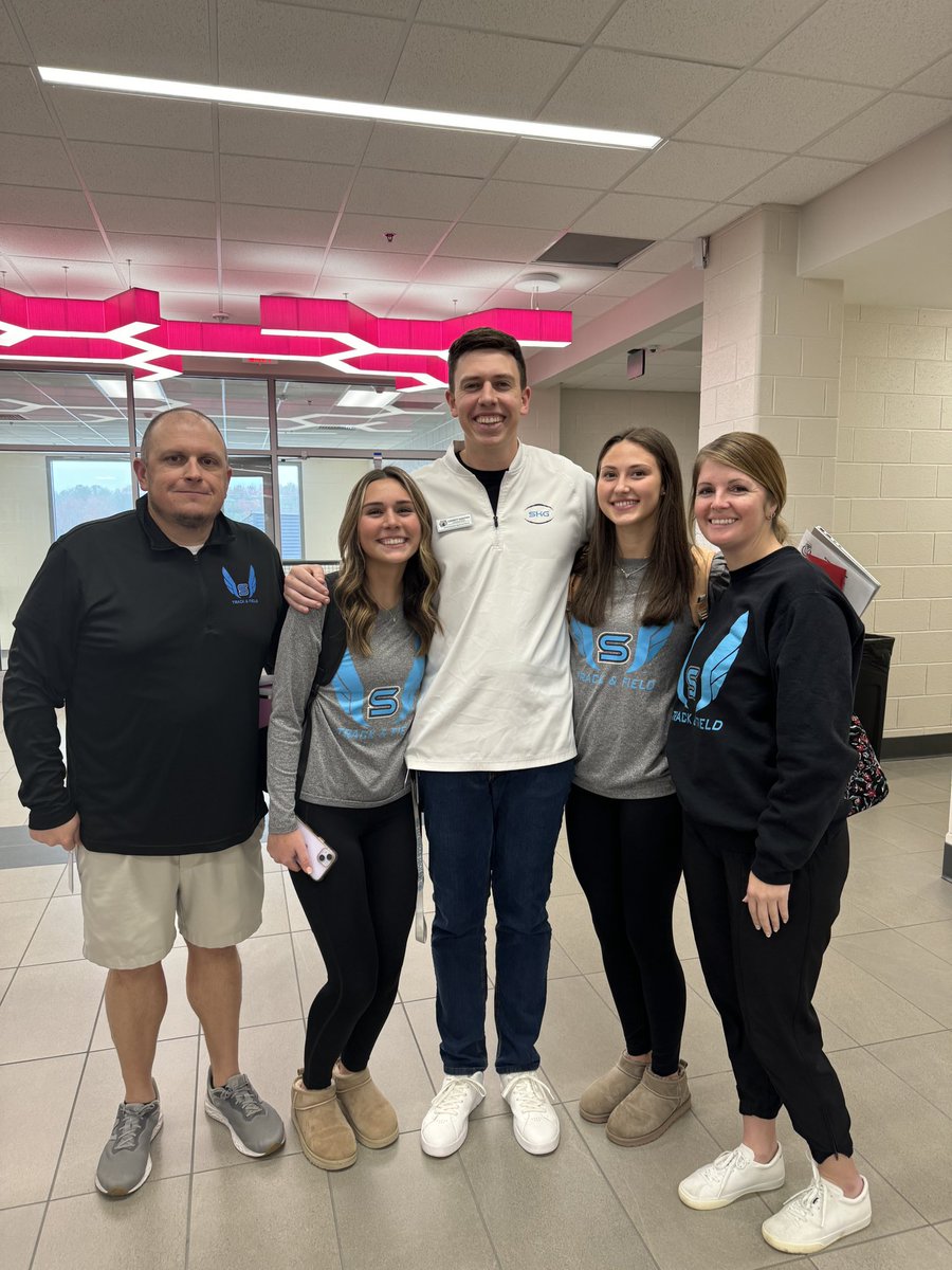 Seckinger Track & Field (@seckingertf) on Twitter photo Excited to bless Ms. Delmy and Mr. Shaffer during the Christmas season!
Thanks for all you do!
<a href="/SKG_Athletics/">Seckinger Athletics</a> <a href="/SKG_Jaguars/">Seckinger High School</a> Excited to bless Ms. Delmy and Mr. Shaffer during the Christmas season!
Thanks for all you do!
<a href="/SKG_Athletics/">Seckinger Athletics</a> <a href="/SKG_Jaguars/">Seckinger High School</a>