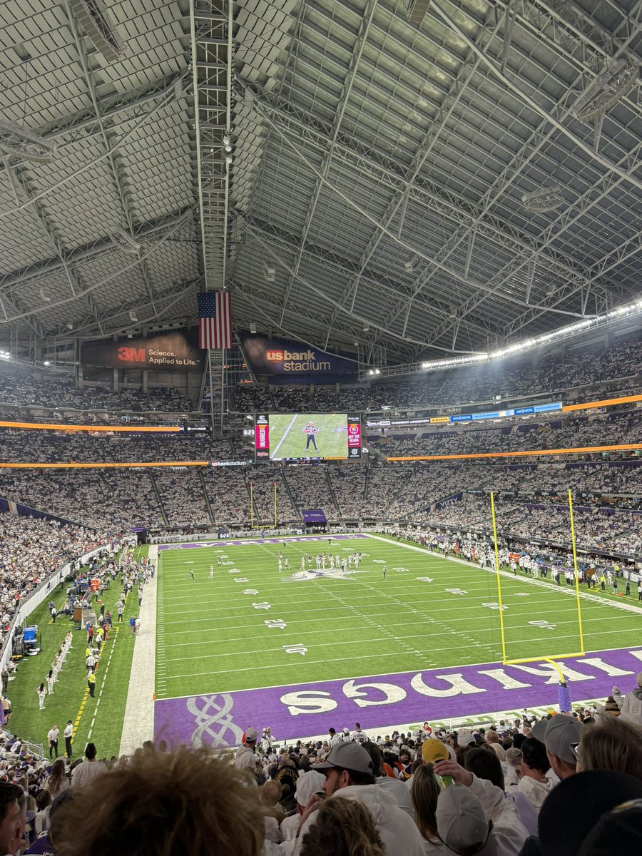 Ryan Pollock 🇨🇦 (@rpathletes) on Twitter photo .<a href="/NFL_MNF/">MondayNightFootball</a> in Minny. Absolutely amazing. The NFL entertainment level is off the charts! US Bank Stadium is incredible.
#WinterWhiteout #Skol .<a href="/NFL_MNF/">MondayNightFootball</a> in Minny. Absolutely amazing. The NFL entertainment level is off the charts! US Bank Stadium is incredible.
#WinterWhiteout #Skol