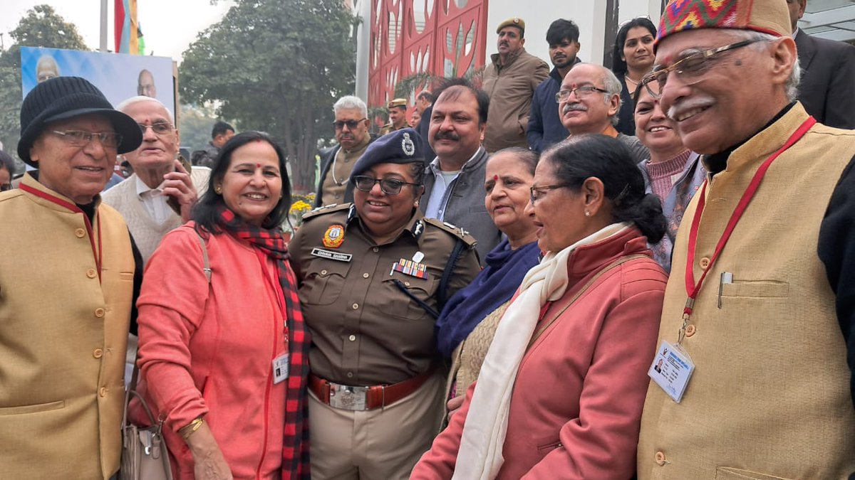 Seniors Hub Dwarka (@seniorshubdwk) on Twitter photo Our members were there, thanks for the great show n hospitality extended <a href="/DCPDwarka/">DCP/Dwarka, Delhi</a> <a href="/DelhiPolice/">Delhi Police</a> <a href="/LtGovDelhi/">LG Delhi</a> Our members were there, thanks for the great show n hospitality extended <a href="/DCPDwarka/">DCP/Dwarka, Delhi</a> <a href="/DelhiPolice/">Delhi Police</a> <a href="/LtGovDelhi/">LG Delhi</a>