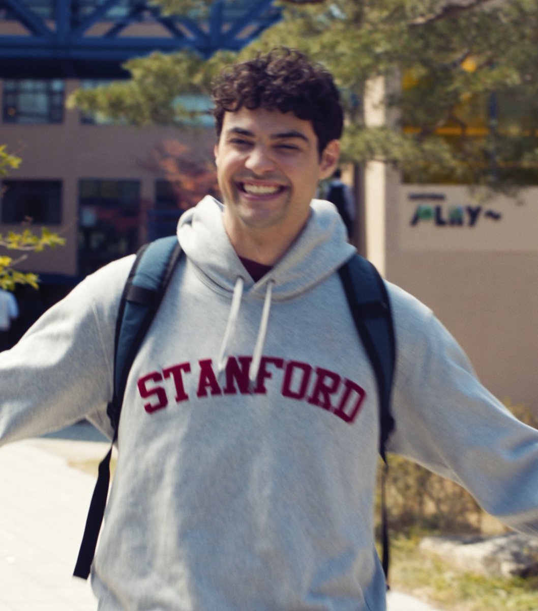 NetflixBrasil's tweet photo. O MEU PETER KAVINSKY TÁ VIVO!!!!!!!! https://t.co/tmZDrP6ZqZ