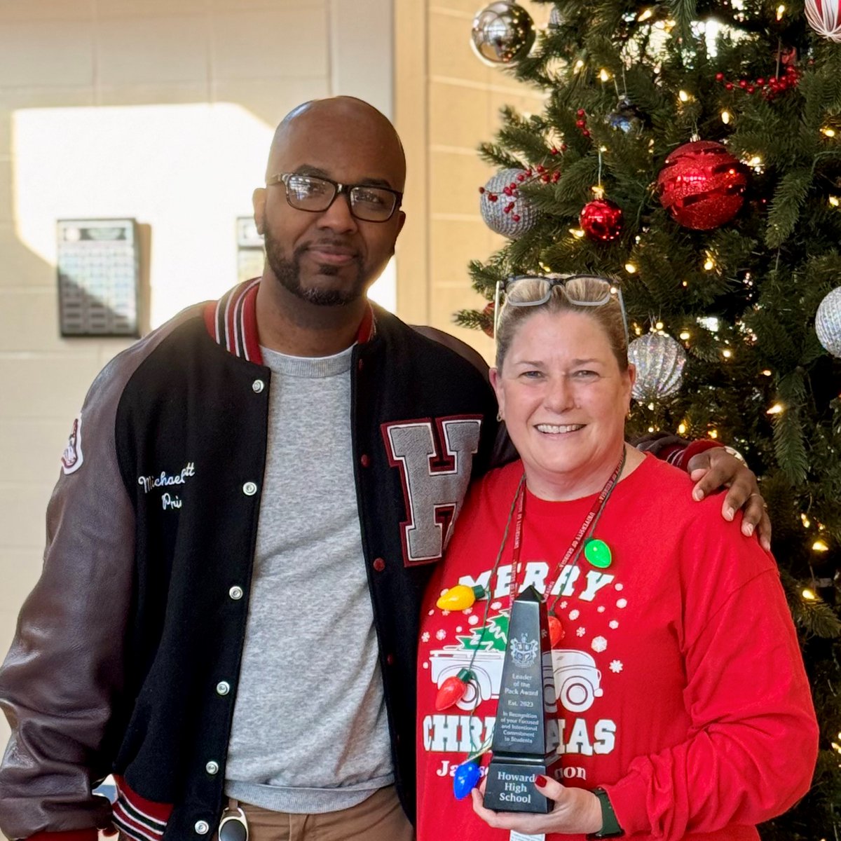 howardhshuskies's tweet photo. Congratulation to Mrs. Terrell for being selected as the final Leader of the Pack for 2024!
#LeadingOurPack #Built4Bibb #ALLINtogether https://t.co/M5Ohp0KChq