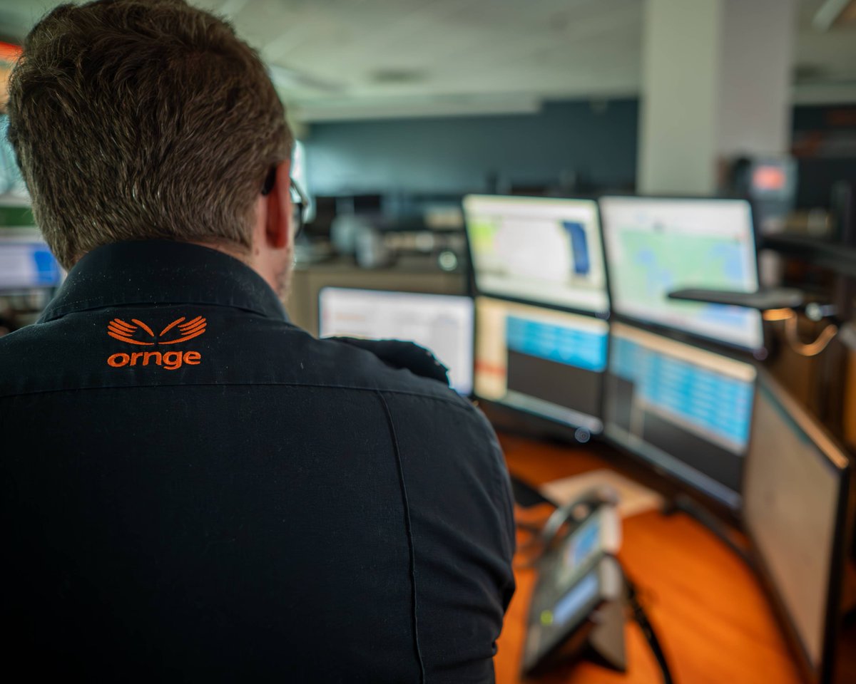 Ornge's tweet image. Every call, every mission, every patient: it all starts here. Say hello to our Operations Control Centre 👋

#operationscontrol #operationscontrolcentre