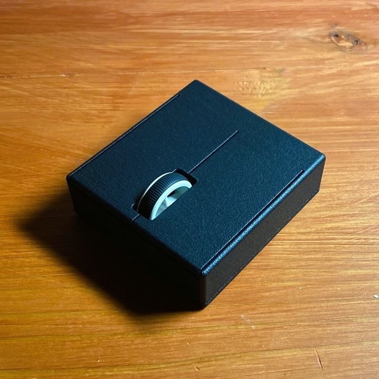 facfox3d's tweet photo. Introducing our latest arrival! This box-shaped fingertip compact mouse, designed by PoPoPyo (@Po_Po_Pyo_), is inspired by the internals of the VGN Dragonfly F1 series. 
Mouse mod kit available at FacFox Shop: https://t.co/06Kpk2CoAs
#custom #mousemod #3Dprinting https://t.co/M74KgKsArX