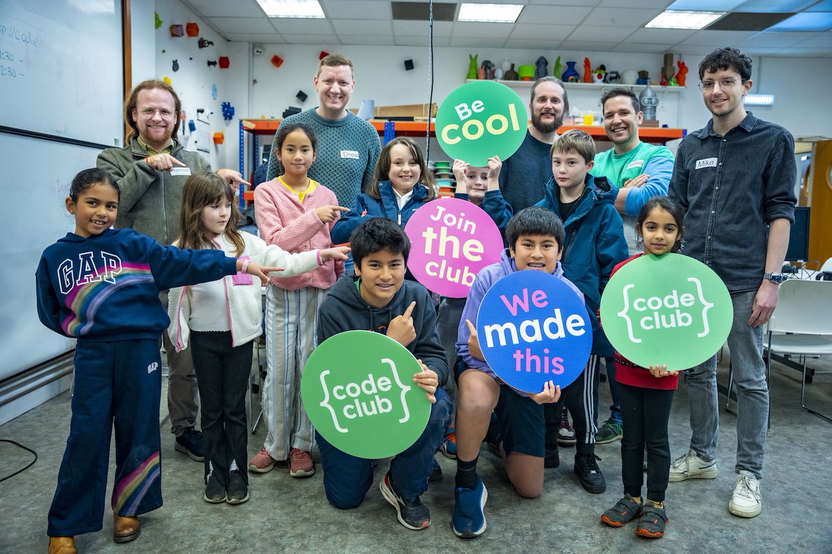 CodeClub's tweet photo. We had an amazing time at the @cammakespace Code Club on Saturday! 

Seeing the kids working on their first-ever Scratch projects, exploring Unity, and using BlocksCAD to 3D print their names was great. It was such a fun and inspiring morning!

#CodeClubUK https://t.co/aU63CnU282