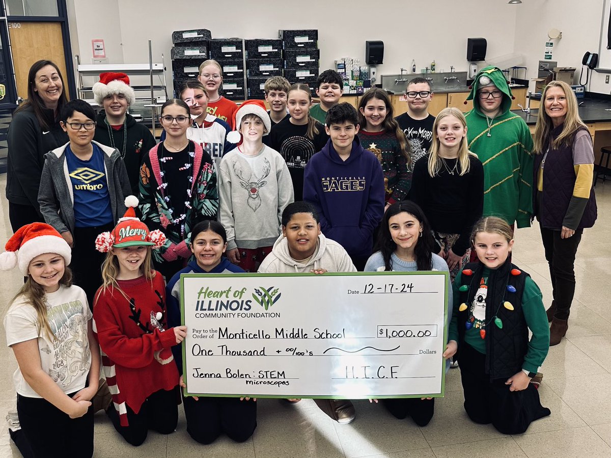 MmsSages's tweet photo. Big congratulations to Mrs. Bolen who received a $1,000 STEM grant from The Heart of Illinois Foundation, to provide new microscopes for the Science/STEM program. https://t.co/GlyvPkhk7R