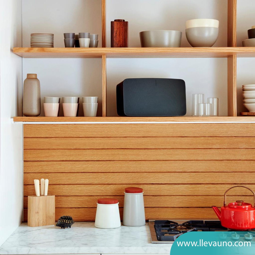 LlevaUno tweet media