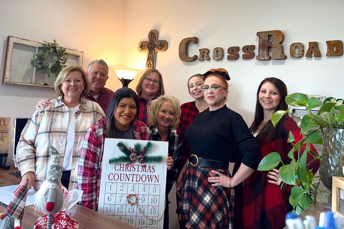 crossroadprint's tweet photo. ✨ Yesterday we began Crossroad’s Christmas spirit week! ✨

Day 1 - Character Christmas shirt day!🎅🏽 We even had our guest of honor… Mary! 🤰🏻

Day 2 - Plaid Day &amp; Hot Cocoa Bar! ☕️ 🤤

Can you guess what tomorrow will be? 🥳

#crossroadprint #justintx #crossroadcrew #christmas https://t.co/9aNhvvMsK0