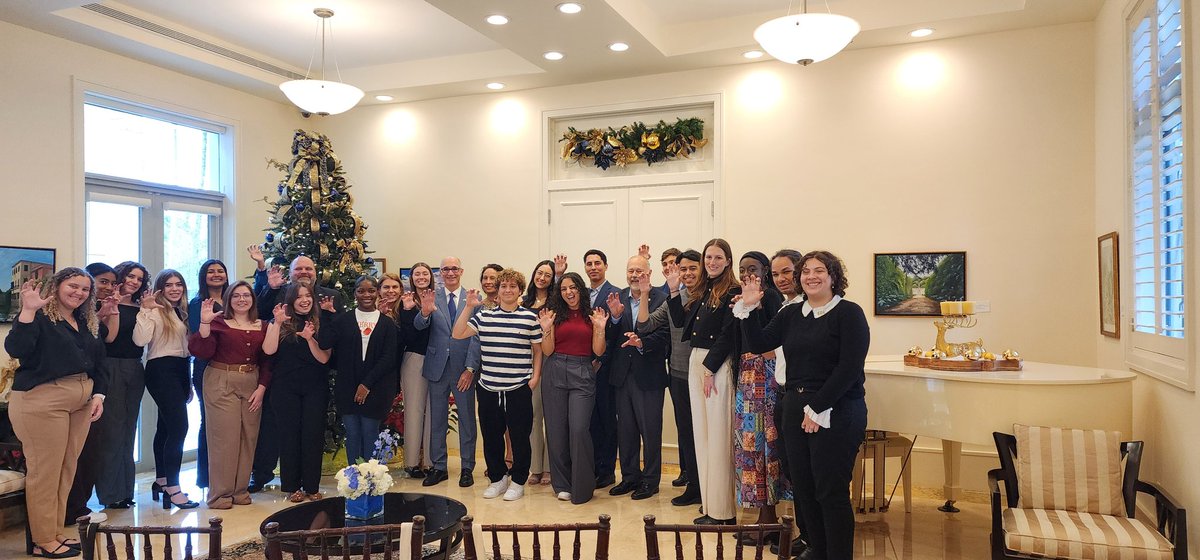 FIUdc (@fiudc) on Twitter photo Today was a great day! We had our Spring Intern Send Off on campus. We had students who will be in DC starting in January and future interns! <a href="/fiu_sipa/">FIU Green School</a> <a href="/FIUCarta/">FIU | CARTA</a> <a href="/CaplinNews/">Caplin News</a> <a href="/fiuhonors/">FIUHonors</a>. Thank you to everyone who joined us <a href="/FIUPresident/">Jeanette Nuñez</a> Dr. Jessell welcomed all the students to Today was a great day! We had our Spring Intern Send Off on campus. We had students who will be in DC starting in January and future interns! <a href="/fiu_sipa/">FIU Green School</a> <a href="/FIUCarta/">FIU | CARTA</a> <a href="/CaplinNews/">Caplin News</a> <a href="/fiuhonors/">FIUHonors</a>. Thank you to everyone who joined us <a href="/FIUPresident/">Jeanette Nuñez</a> Dr. Jessell welcomed all the students to