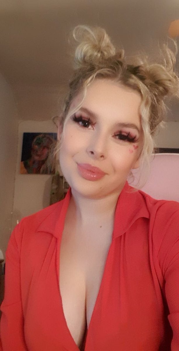 AbiCoops tweet media