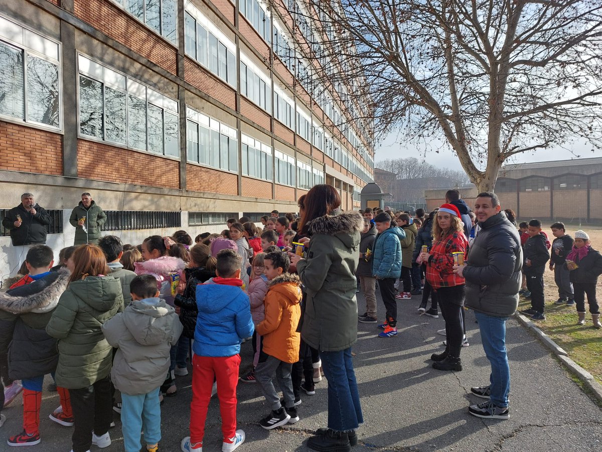 Ceip Villar y Macías tweet media