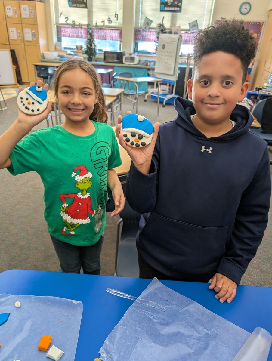 pinestreetelem's tweet photo. Winners of weekly With an Adult activity! @PalmyraSchools #goodbehaviorpaysoff #ThisIs🌲#ThisIsPalmyra https://t.co/jHmSfvvkjS