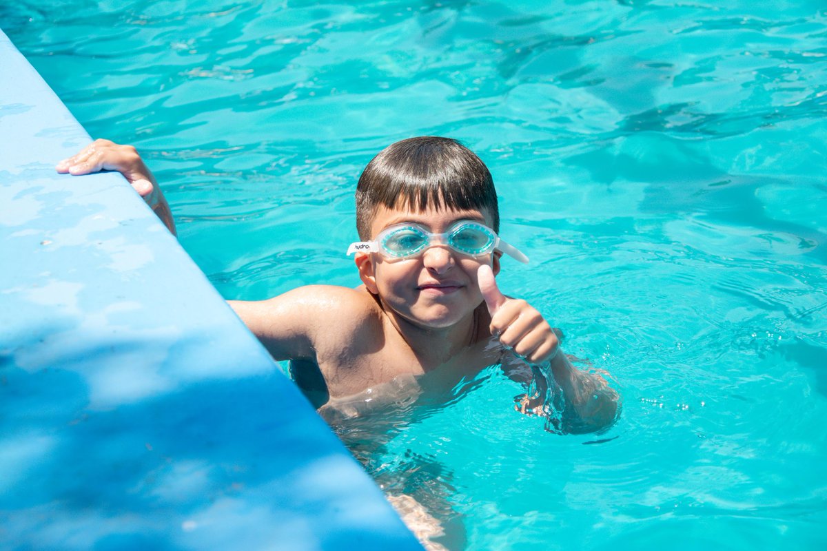 TeresitaMadera's tweet photo. Es hermoso ver a nuestros niños y niñas disfrutar juntos. 🌞 Que este sea un veranito lleno de risas, juegos y momentos inolvidables. 

En esta linda jornada en Chamical dimos apertura a la Colonia de Vacaciones Municipal que funciona en el CEF N°1

Junto a nuestro gobernador @QuintelaRicardo y la intendenta @DoraRRodriguez
trabajamos siempre para brindarles lo mejor! 💕