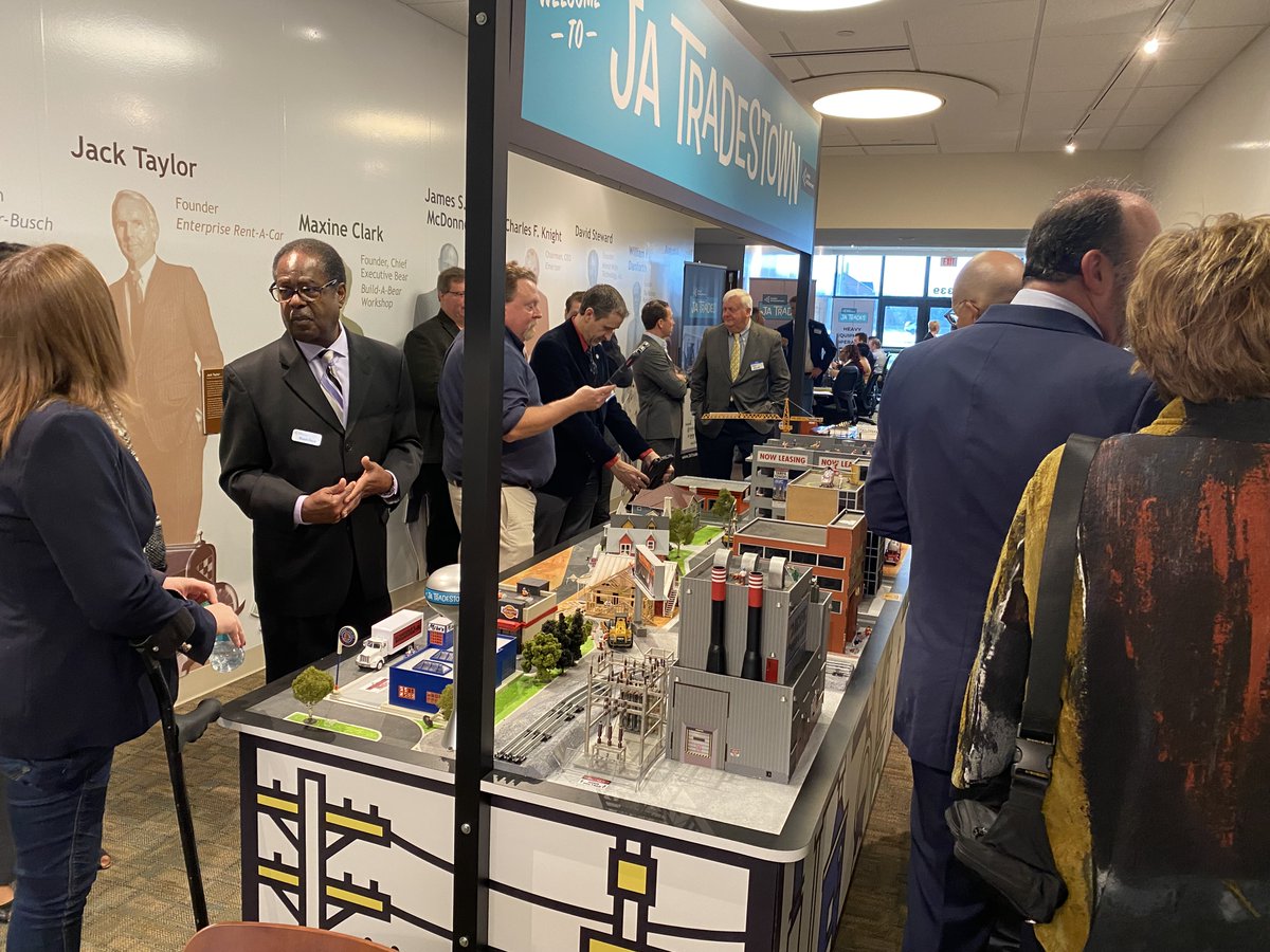 JA_STL's tweet photo. We would like to thank all the M State Reps, Senators, business leaders, &amp; members of the JA Boards that came out to take part in the activities yesterday. Your support means the world to the future of our programs developing the leaders and workforce of tomorrow! https://t.co/tf5lnxHsFp