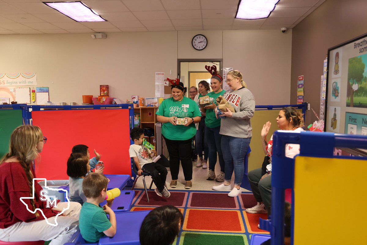 As part of their commitment to community engagement &amp; fostering a spirit of generosity, Starbucks spread joy beyond its coffee cups by gifting a special toy to every #SMCISD Bonham Pre-K student this season. Thank you so much <a href="/Starbucks/">Starbucks</a>! #goodthingshappening #communitychampion
