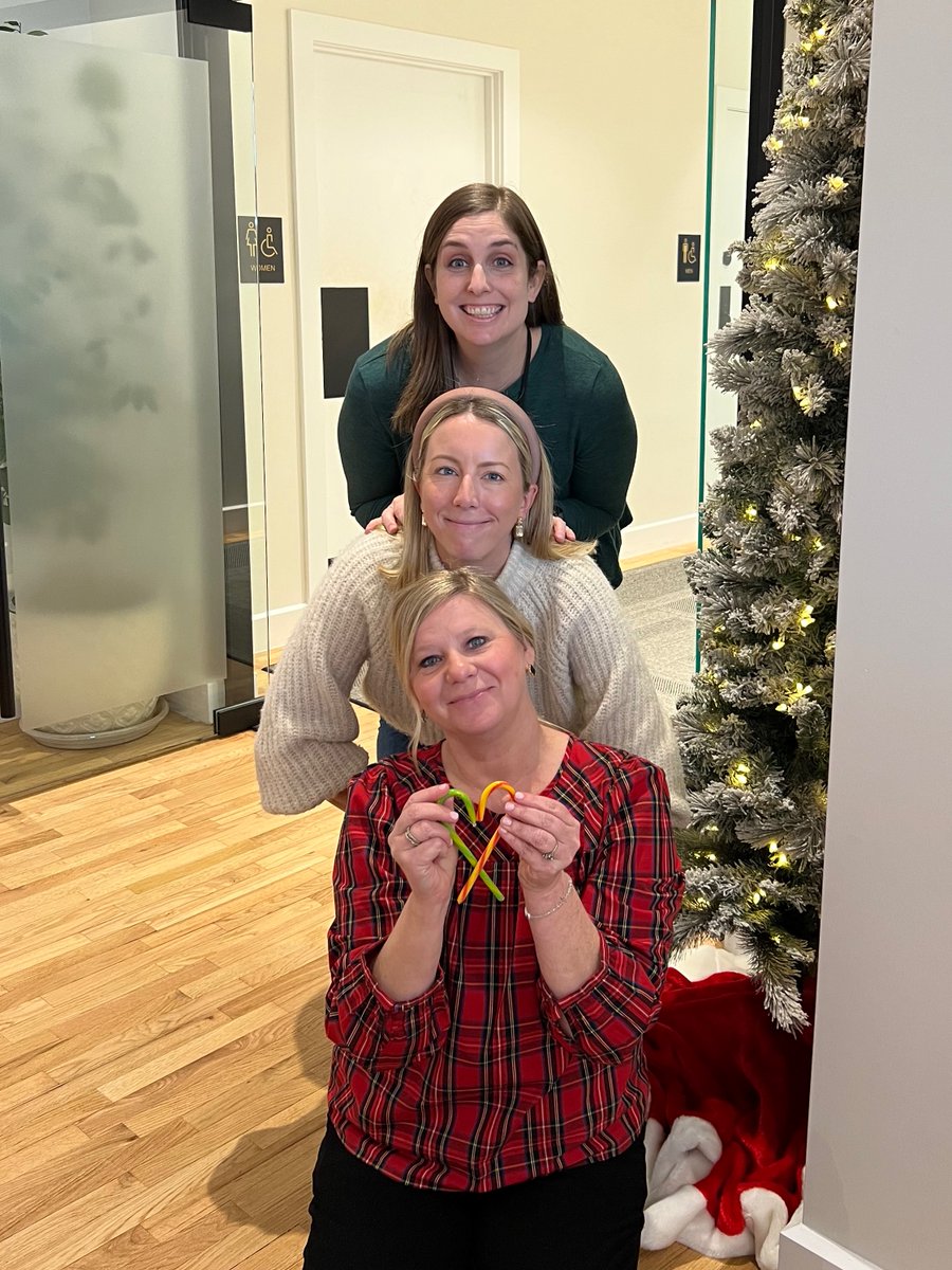 Kelsey Ord (@mrskelseyord) on Twitter photo Spreading holiday cheer with <a href="/IamBranum/">Tabitha Branum</a> and <a href="/MrsAshleyBryan/">Ashley Bryan</a> today 🎄! I hope everyone enjoys their last few days with students before a well deserved Winter Break ❄️☃️! #RISDBeTheOne Spreading holiday cheer with <a href="/IamBranum/">Tabitha Branum</a> and <a href="/MrsAshleyBryan/">Ashley Bryan</a> today 🎄! I hope everyone enjoys their last few days with students before a well deserved Winter Break ❄️☃️! #RISDBeTheOne