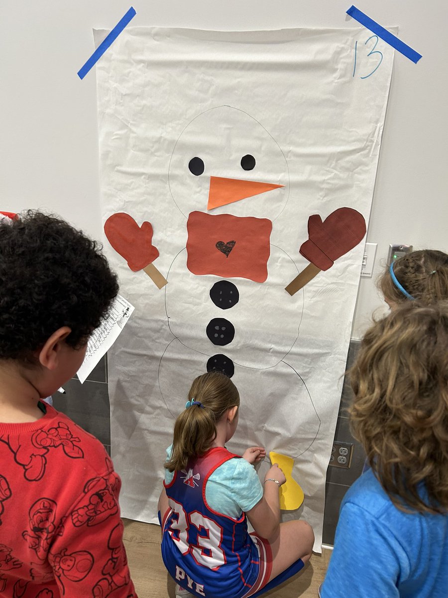 mrs_jordan_4's tweet image. Snowman Construction ⛄️ #fourthgrade #communityactivity