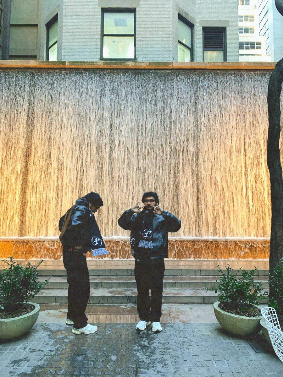 WichoHey's tweet image. hello *nyc*(