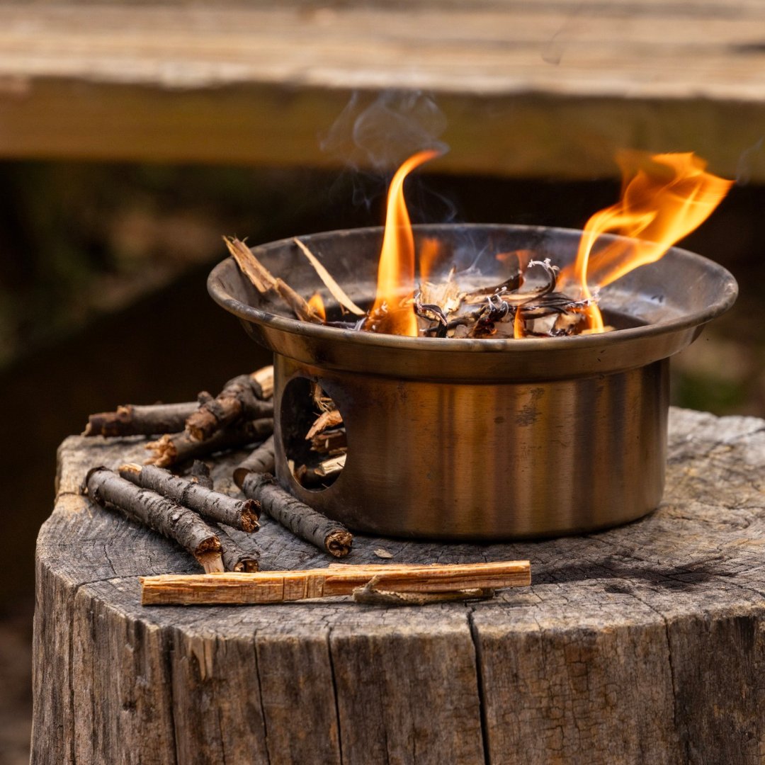 Our volunteers inspire! 🌿 Taunya led a fire-building workshop where participants learned axe skills, foraging, and sparking flames. “We built fire and confidence.” 🔥 #OutdoorAfro #BlackJoyOutdoors