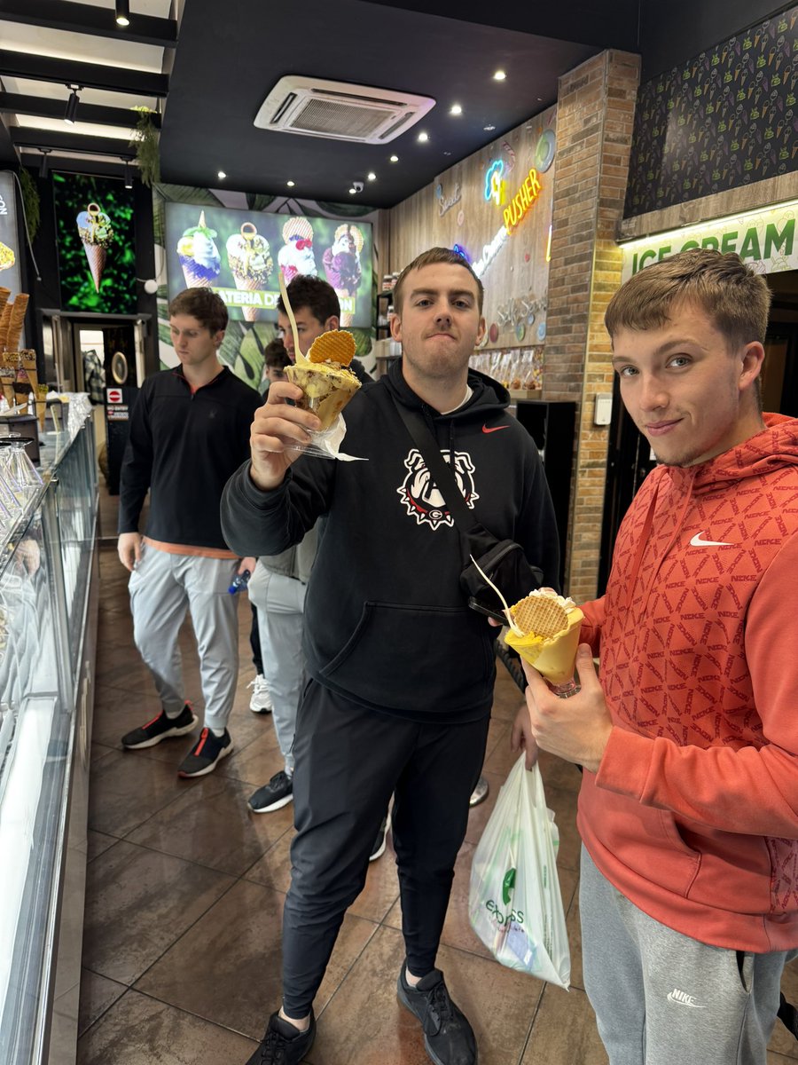 Ryan Roth tweet media