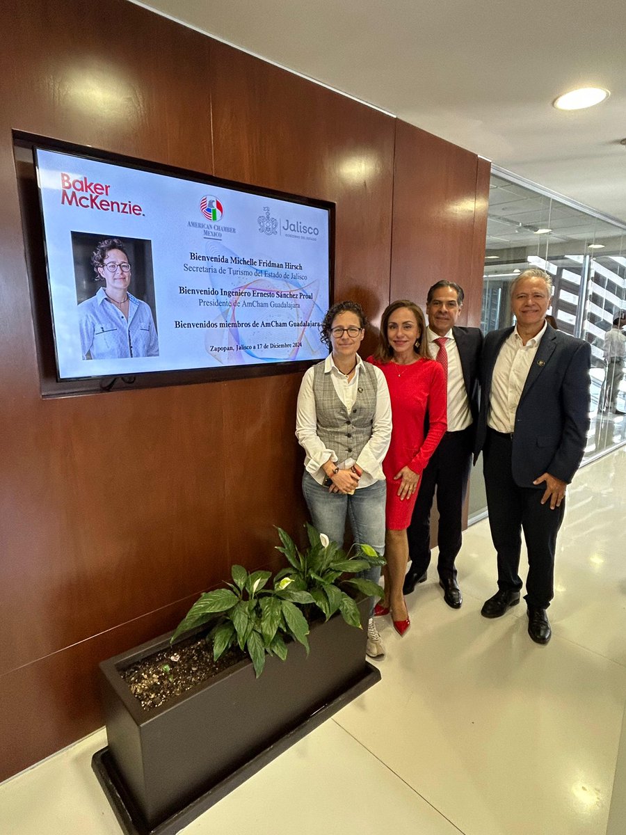 Tuve el gusto de presentar ante el Comité de Turismo de <a href="/AmChamMexico/">American Chamber/Mexico</a> Capítulo Guadalajara el plan de trabajo para fortalecer el turismo en Jalisco. Conversamos sobre los retos que enfrentamos y las oportunidades que tenemos por delante.
¡Sigamos avanzando #AlEstiloJalisco!