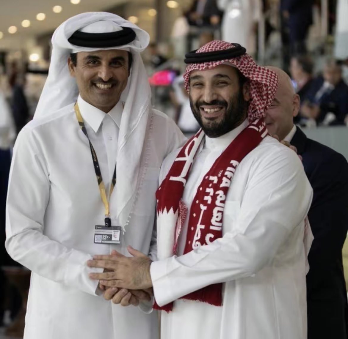 Rouh_25m's tweet photo. ١٨ ديـسّمـبـر
من دار ال سعود لدار تميم المجد
كل عامُ وراية العُز ترفرْف
في سمّاء مٌجدك ي قطرَ 🇶🇦🤍🇸🇦

#اليوم_الوطني_القطري https://t.co/MzTjVaojLJ
