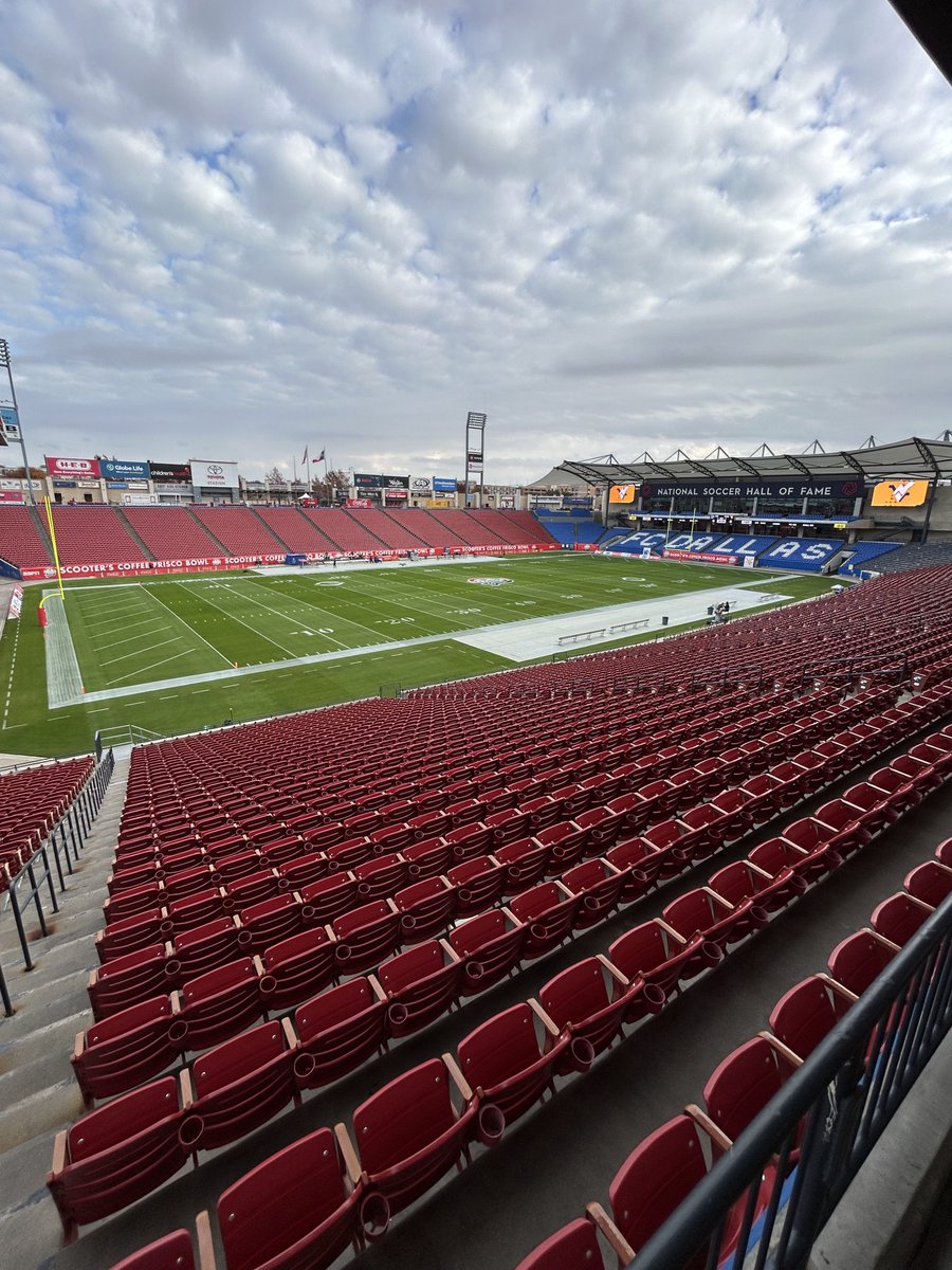 TonyCaridi's tweet photo. Just arrived at the stadium. Extremely unique and cool. You get a Ted Lasso vibe. Join us at 5pm @WVUMSN with @TheSignalCaller @JohnAntonik @AndrewCaridi304 @WVUfootball https://t.co/A2el65G5Kh
