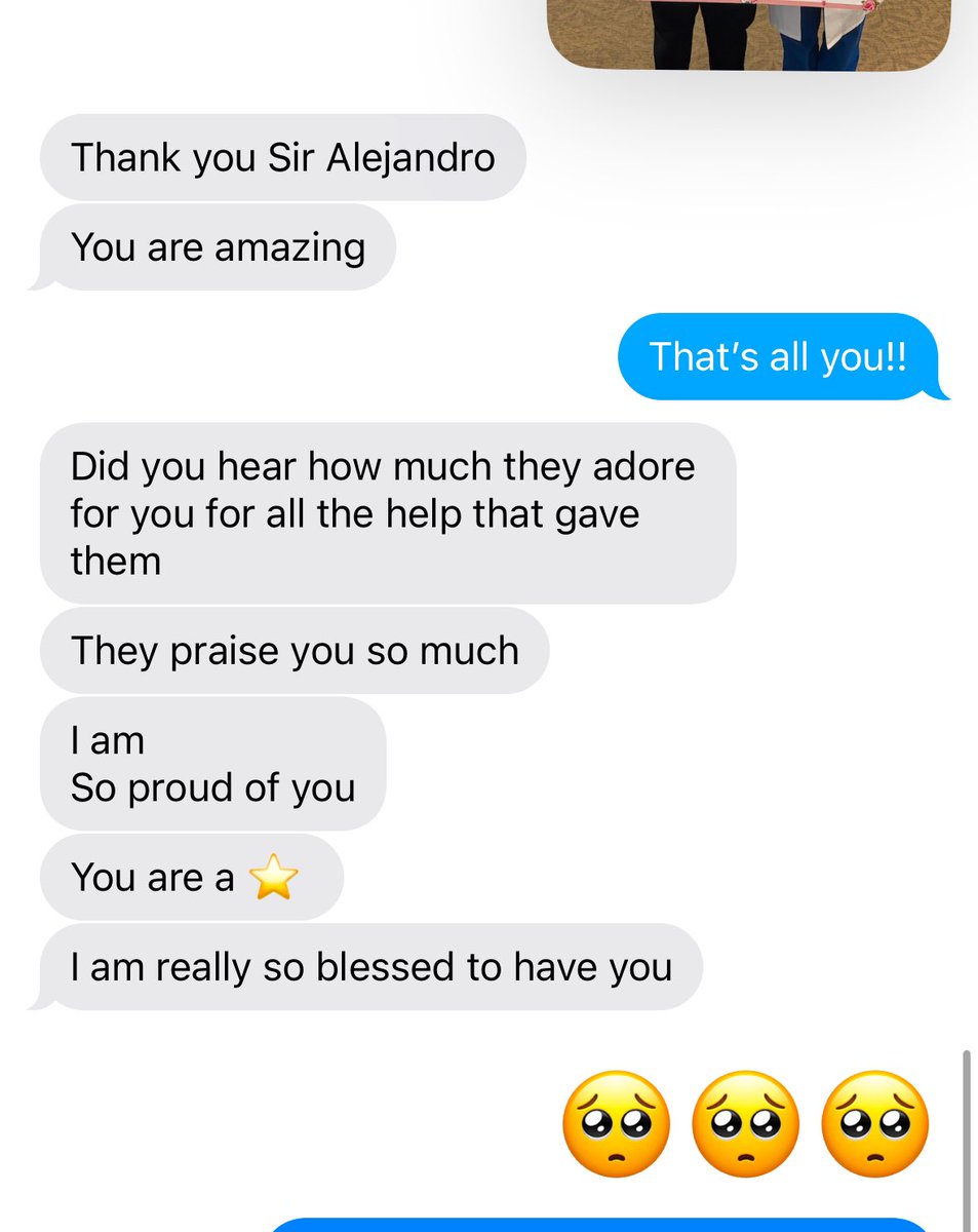 I fucking love my boss yall 😭😭😭