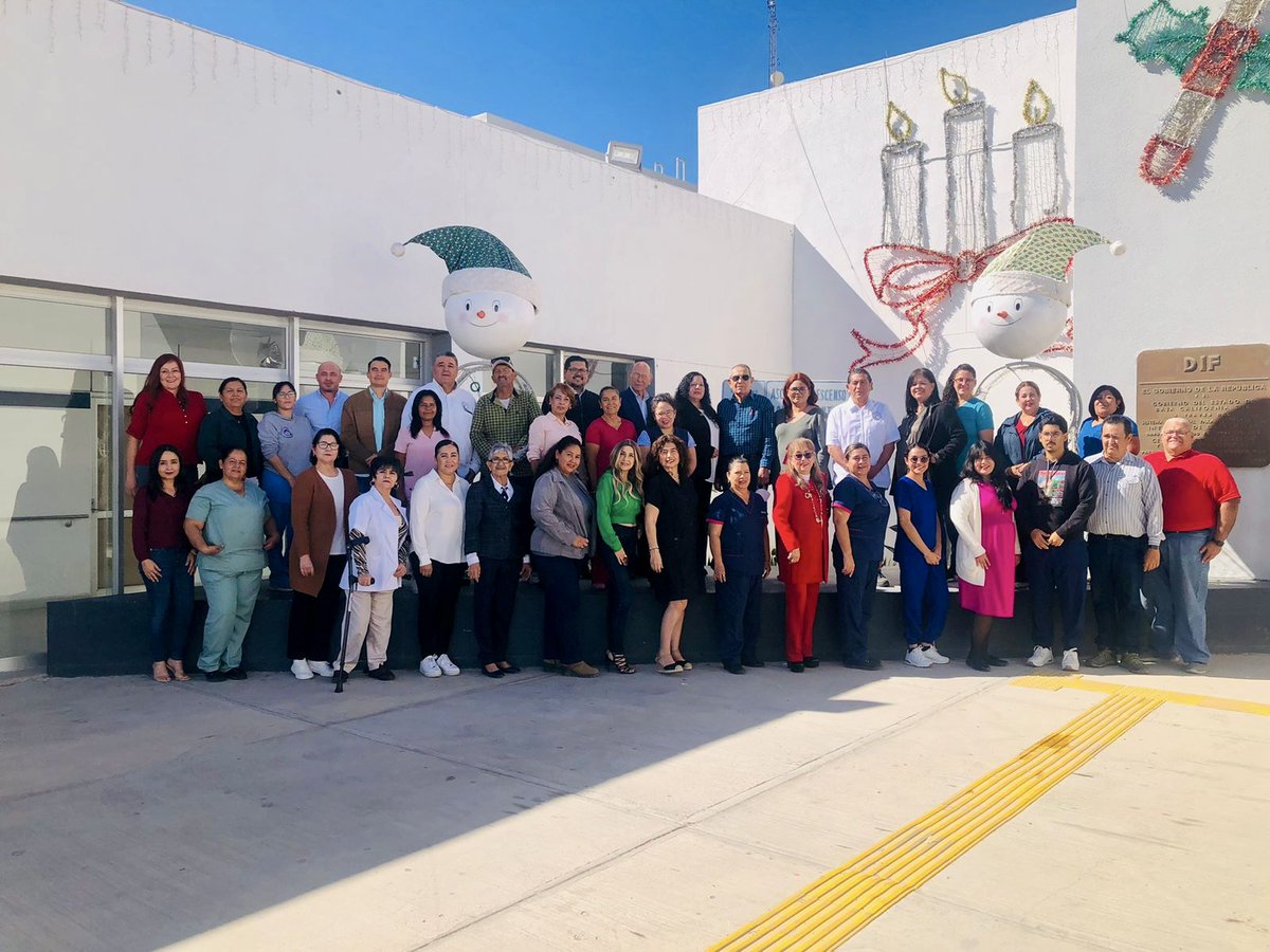 GobBCS's tweet image. 🤲🏥 El Centro de Rehabilitación y Educación Especial #CREE del @SEDIF_BCS  brinda atención a un gran número de personas de diversas comunidades. 

☝️Muchos son los años de este importante trabajo en beneficio de la sociedad sudcaliforniana.

🎉🎊 ¡Enhorabuena por su 39
