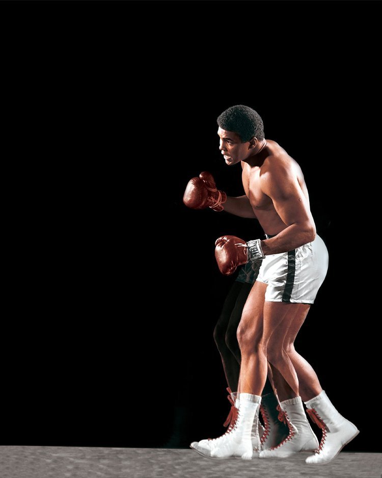 MuhammadAli's tweet photo. A multiple exposure portrait of Muhammad Ali demonstrating his “Ali Double-Clutch Shuffle” during a photoshoot at Life Studios.

New York City, 1966.

📸: @LeiferNeil 

#MuhammadAli #Icon #Boxing #GOAT #Champion #AliShuffle #Photoshoot #LifeStudios #NewYorkCity https://t.co/2Z3SslMY9U