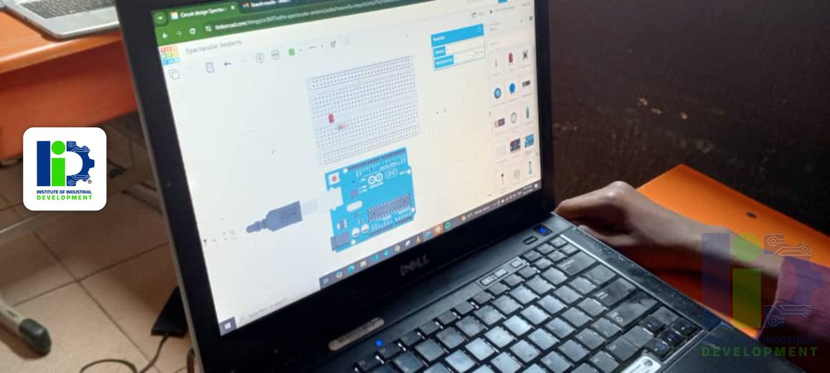 Inidevelopment's tweet image. A cross-section of the various trainings just completed in our partner school with their pupils.

Our instructors exposed several techniques and methods for creating mobile apps.

#tech #mobileapp

#ThinkCAD

#engineering

#young

#learning

#training
